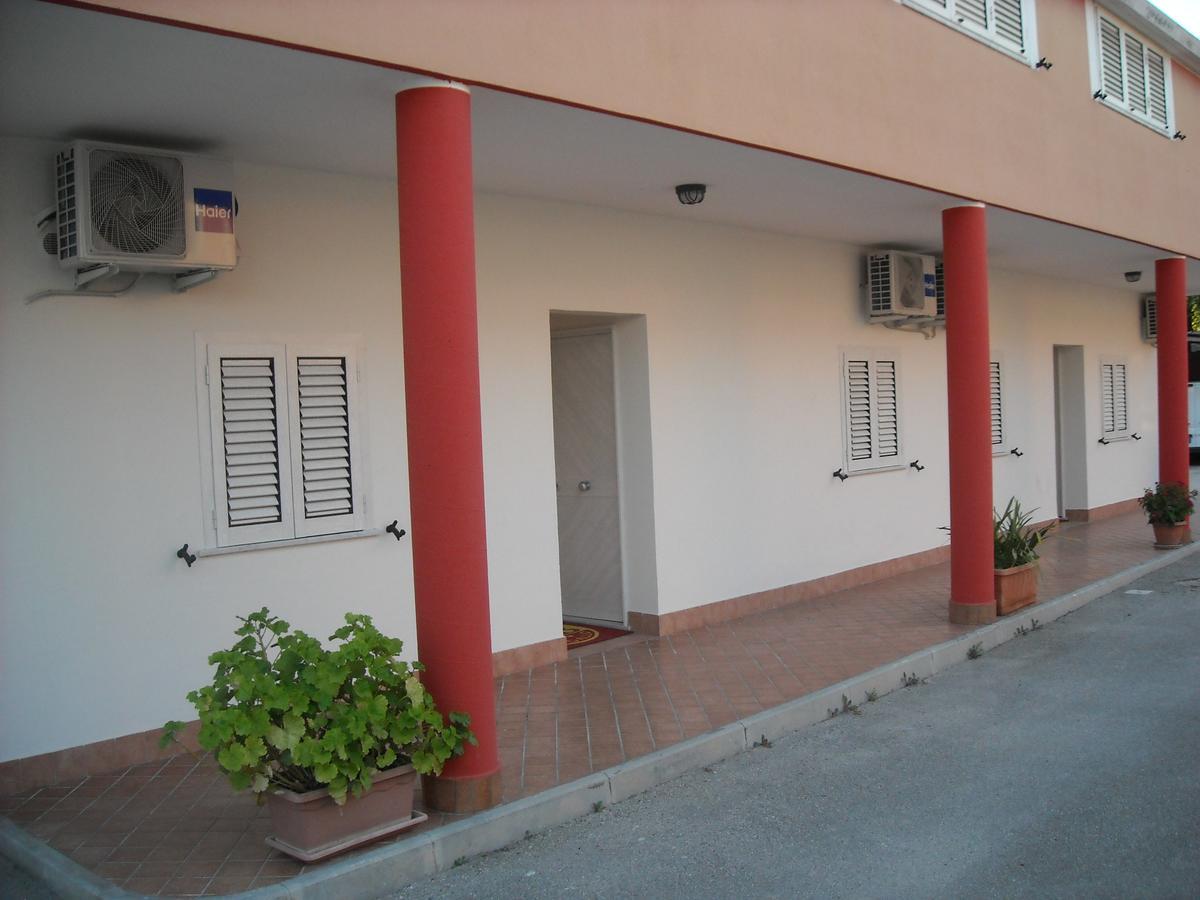 B&B Dal Gallo Battipaglia Kültér fotó